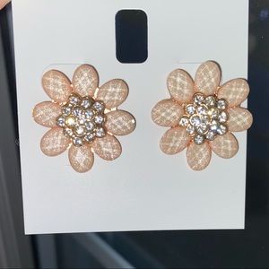 Flower earrings!